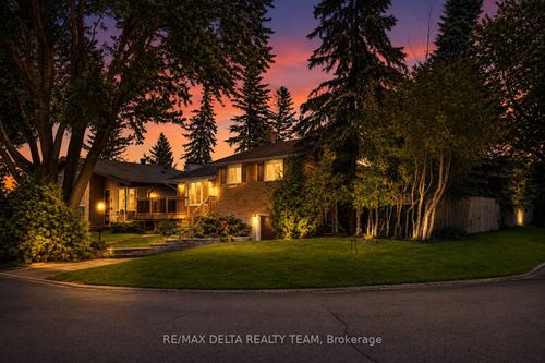 841 Balsam Dr, Orléans, ON, K1E1B8 | Card Image