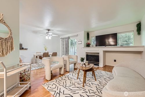 unit-j3-1131 115th St Sw, Everett, WA, 98204-7889 | Card Image