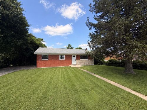 210 Cottonwood Dr, Dry Ridge, KY, 41035-8479 | Card Image
