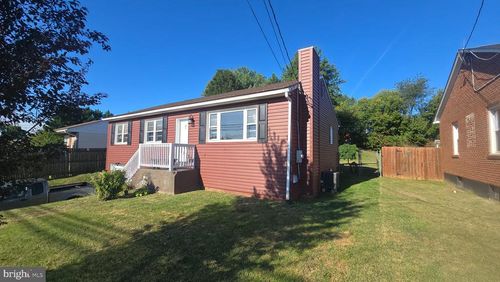 1041 N Mildred St, RANSON, WV, 25438-5501 | Card Image