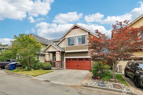 10015 1st St Ne, Lake Stevens, WA, 98258-1649 | Card Image