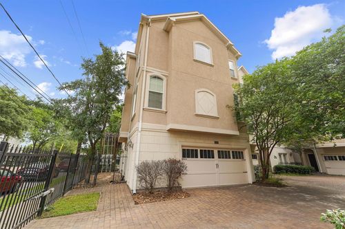 a-2418 Ralph St, Houston, TX, 77006-2453 | Card Image