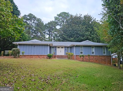 2386 Country Club Dr Se, Conyers, GA, 30013-5106 | Card Image