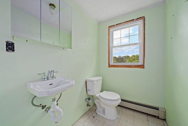 52 Shirley St, House other with 4 bedrooms, 2 bathrooms and 2 parking in Marshfield MA | Image 15