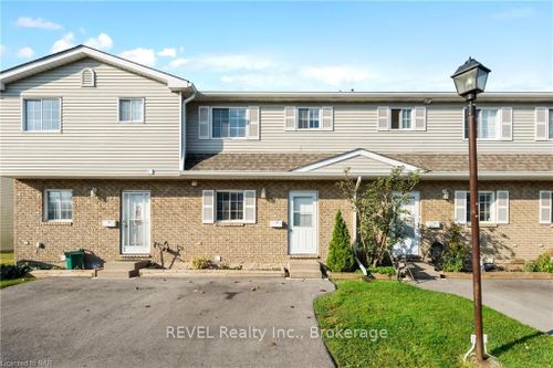 29-8136 Coventry Rd, Niagara Falls, ON, L2H2X6 | Card Image