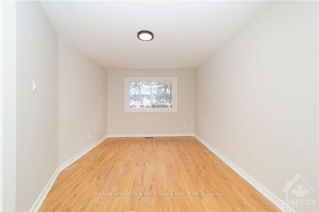 1514 A Lepage Ave, House attached with 3 bedrooms, 2 bathrooms and 2 parking in Ottawa ON | Image 25