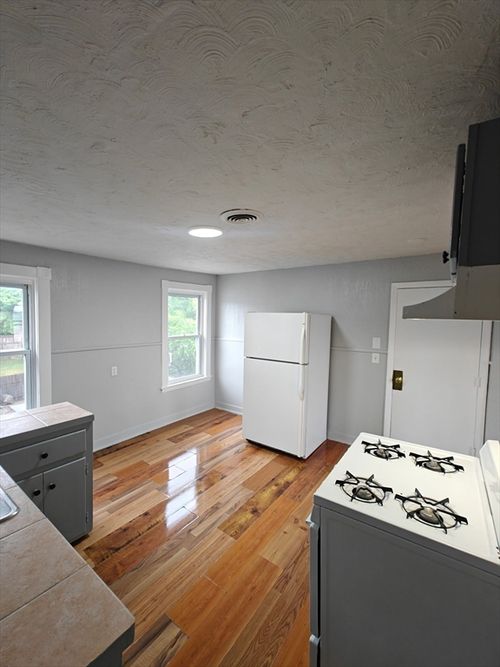 6-106/118 Wilcox St, Fall River, MA, 02724-2635 | Card Image