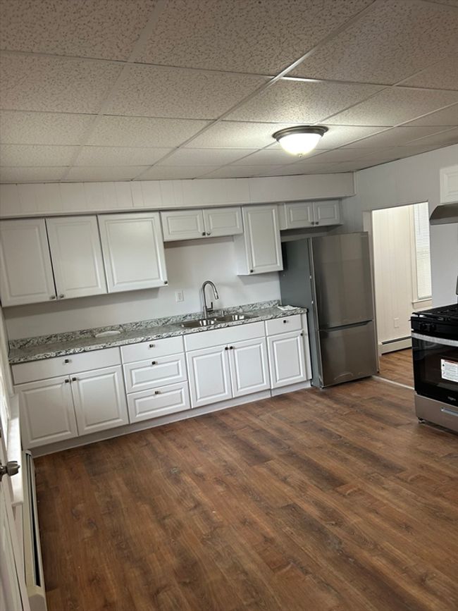APT-1 - 42 Salem St, Condo with 2 bedrooms, 2 bathrooms and 1 parking in Fitchburg MA | Image 5