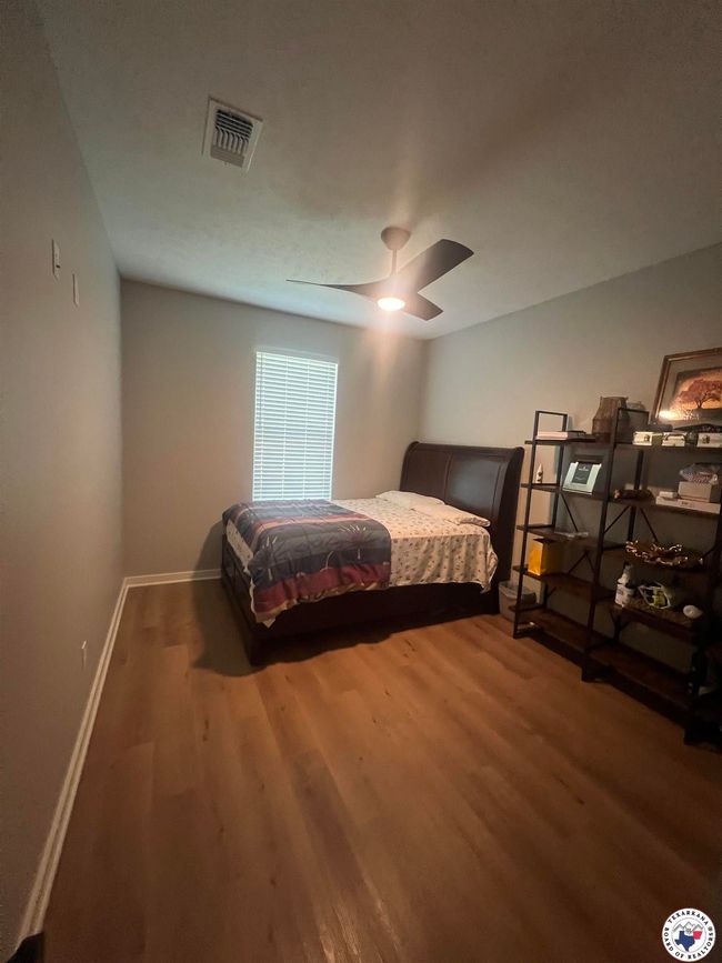 6814 Maple View Ln, House other with 3 bedrooms, 2 bathrooms and null parking in Texarkana TX | Image 9