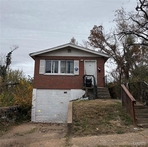 4449 Anderson Ave, Saint Louis, MO, 63115-2702 | Card Image