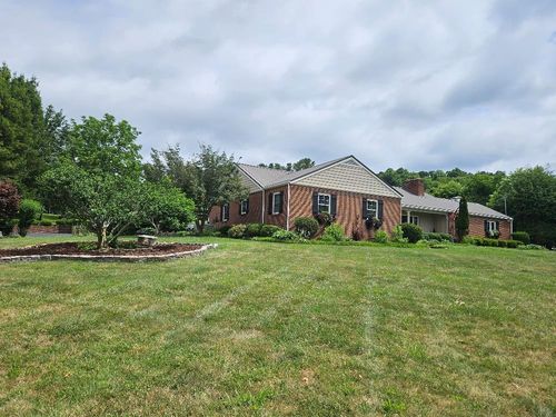 481 Wassona Dr, Marion, VA, 24354-4425 | Card Image
