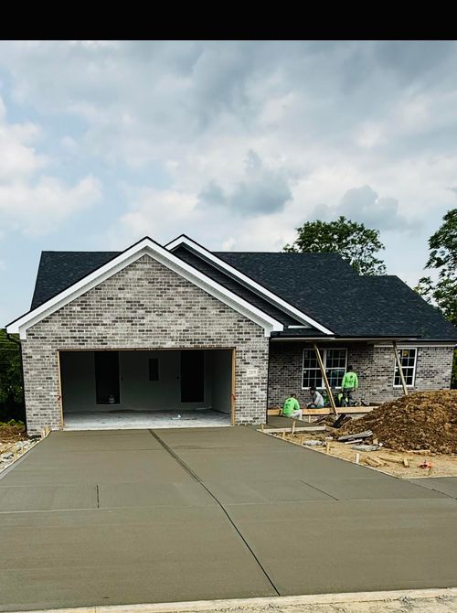 205 Patriot Trl, Berea, KY, 40403-9101 | Card Image
