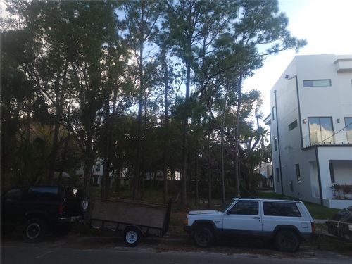 2318 W North B St, TAMPA, FL, 33609-2337 | Card Image