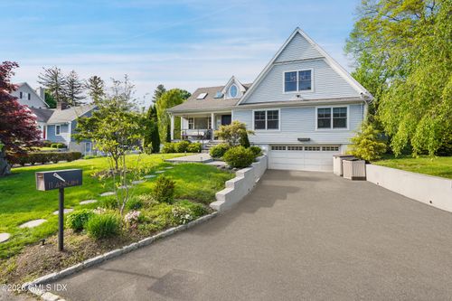 11 Annjim Dr, Greenwich, CT, 06830-4826 | Card Image