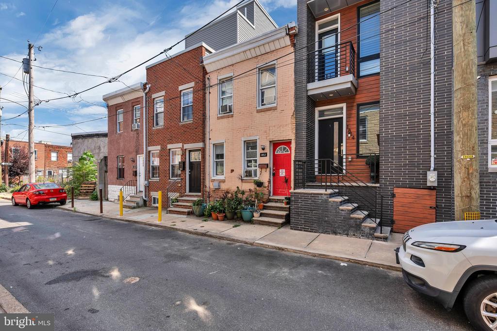Gerritt St, Philadelphia, PA 19146