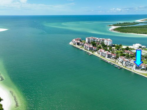 231-231 La Peninsula Blvd, NAPLES, FL, 34113-4035 | Card Image