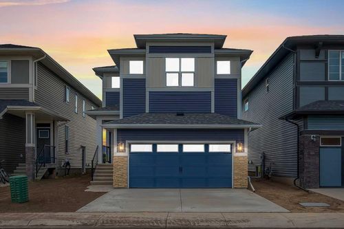 1313 Midtown Rd Sw, Airdrie, AB, T4B3L2 | Card Image