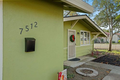 7512 Larkspur Ln, Stockton, CA, 95207-1633 | Card Image