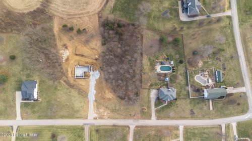 4905 Sycamore Run Dr, La Grange, KY, 40031 | Card Image