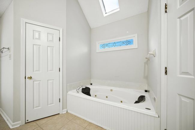 884 Camden Grove Cv, House other with 3 bedrooms, 3 bathrooms and null parking in Cordova TN | Image 16
