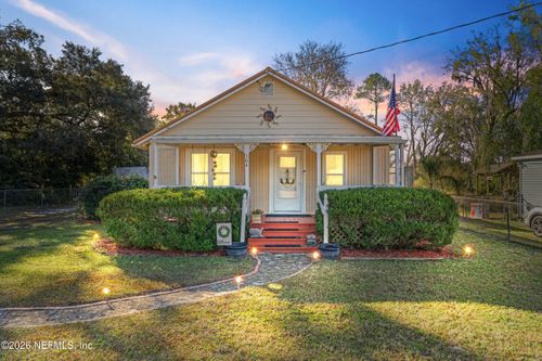 104 Park Ave, JACKSONVILLE, FL, 32218-1454 | Card Image