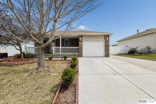 2336 Nw 46th St, Lincoln, NE, 68524-6018 | Card Image