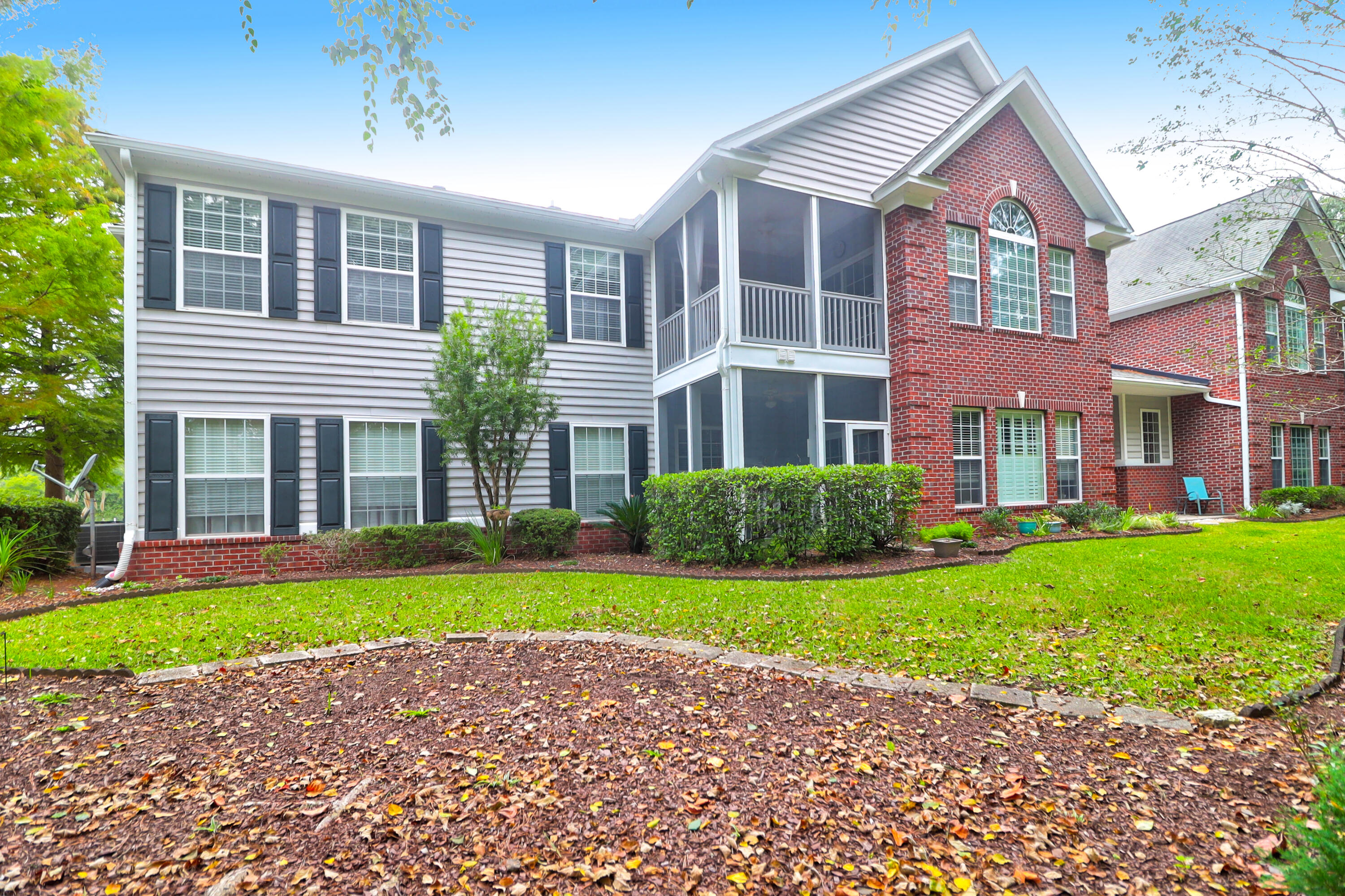 Kingsford Ln, Mount Pleasant, SC 29466