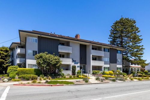 101-810 Lighthouse Ave, Pacific Grove, CA, 93950-3027 | Card Image