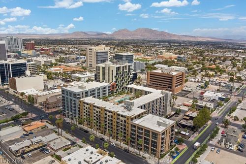 295-353 E Bonneville Ave, Las Vegas, NV, 89101-6622 | Card Image