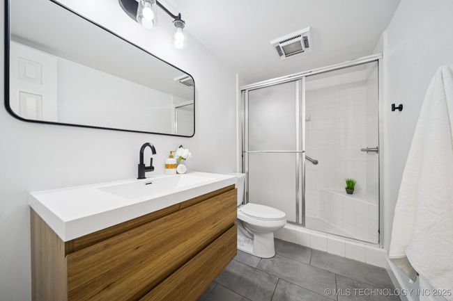 APT-1 - 15915 E 131 St St S, Condo with 3 bedrooms, 2 bathrooms and null parking in Broken Arrow OK | Image 24