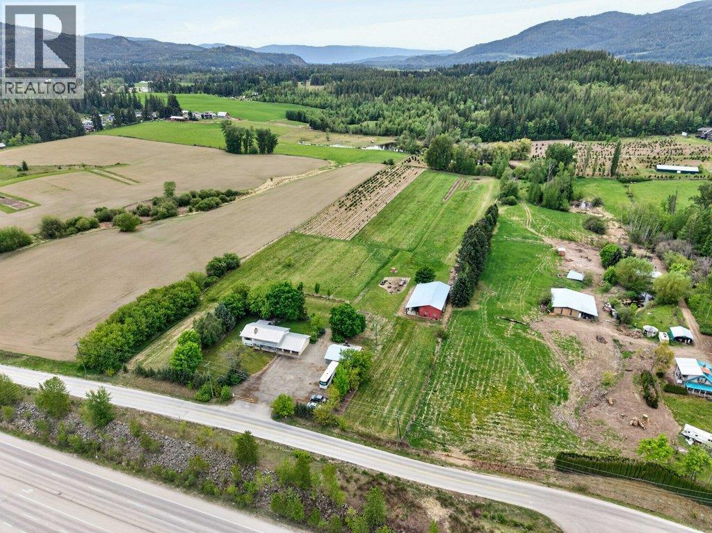 Residential in Salmon Arm 3