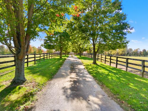 3680 Briar Hill Rd, Lexington, KY, 40516-9731 | Card Image