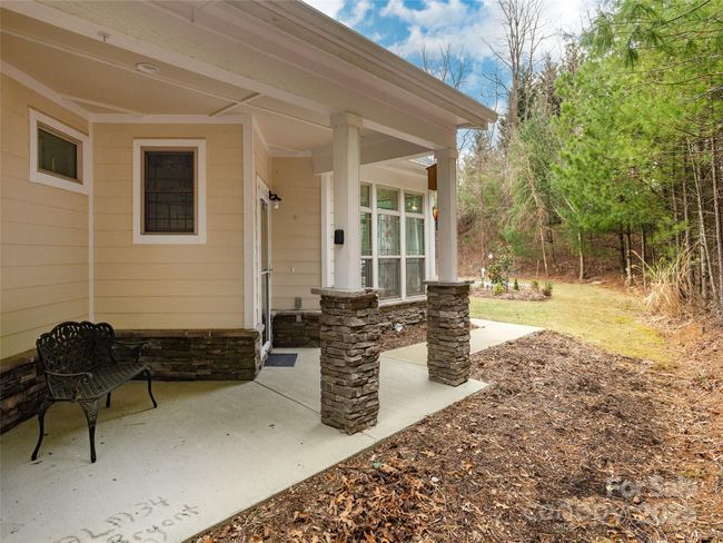 Covered Front Porch | Image 34