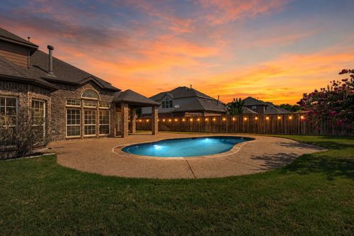 813 Wren Ct, Forney, TX, 75126-7759 | Card Image