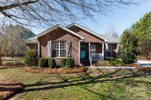 665 Edwards Rd, Fort Lawn, SC, 29714-8575 | Card Image