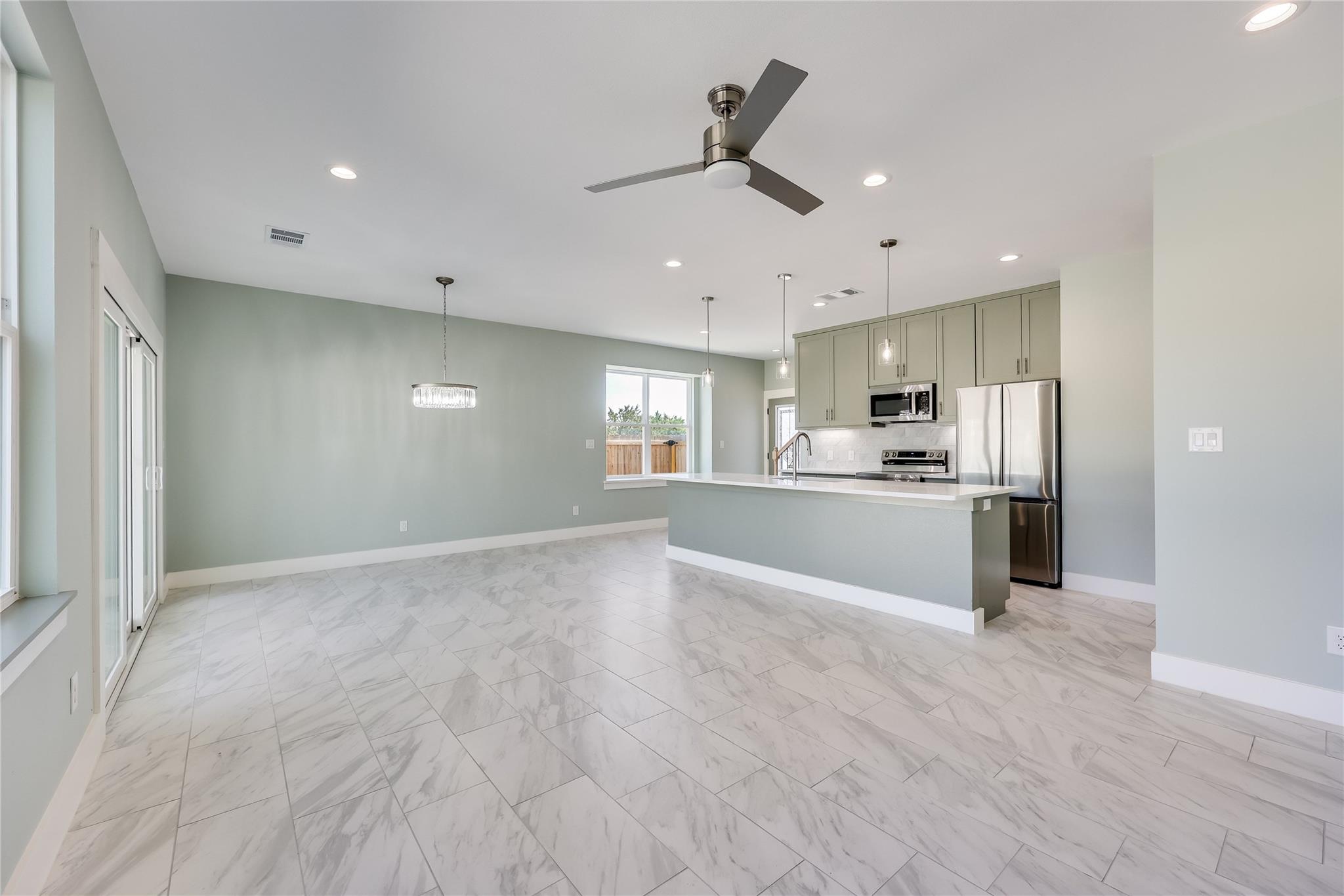 Residential Lease in Lago Vista 3