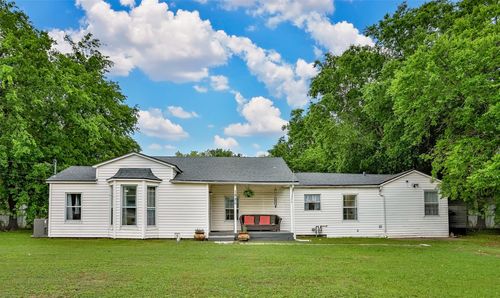 1520 Olive St, Gainesville, TX, 76240-3563 | Card Image