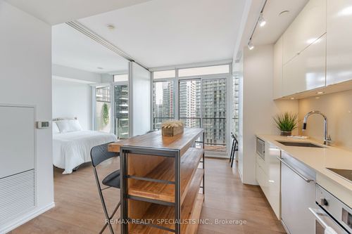 3012-125 Peter St, Toronto, ON, M5V0M2 | Card Image