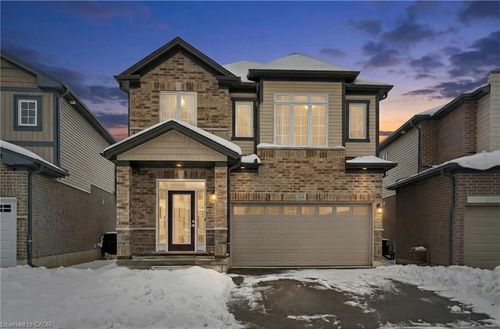 308 Freure Dr, Cambridge, ON, N1S0C1 | Card Image