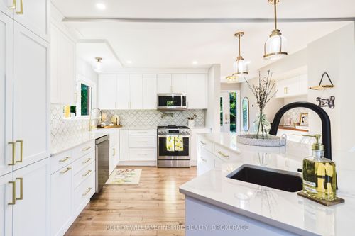 1991 Bur Brook Rd, Kingston, ON, K7L4V4 | Card Image