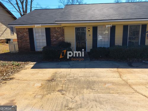 102 Peachtree Ct, Lagrange, GA, 30241-1368 | Card Image