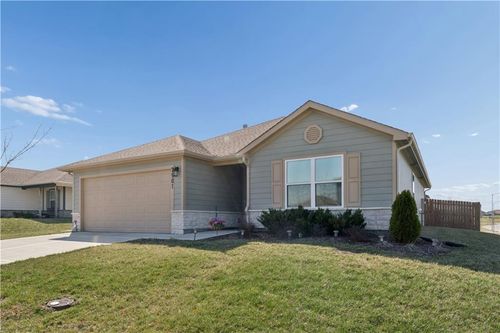 7901 Se 6th St, Blue Springs, MO, 64014-5239 | Card Image