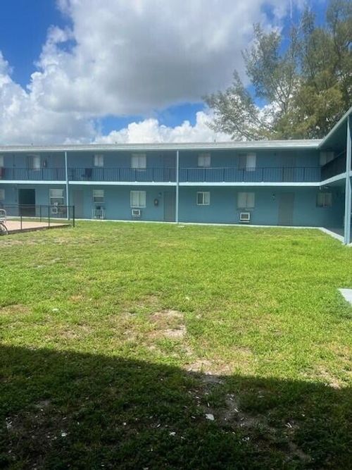 apt-74-1829 N A St, Lake Worth Beach, FL, 33460-6069 | Card Image