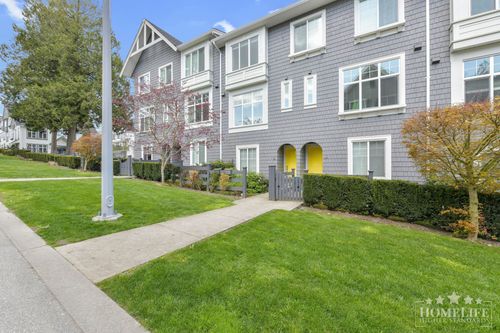 52-8168 136a Street, Surrey, BC, V3W2Z6 | Card Image