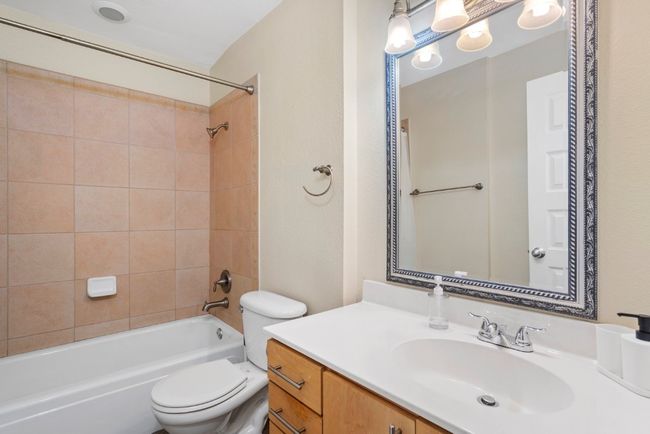 APT-110 - 3815 Guadalupe St, Condo with 2 bedrooms, 1 bathrooms and 2 parking in Austin TX | Image 13