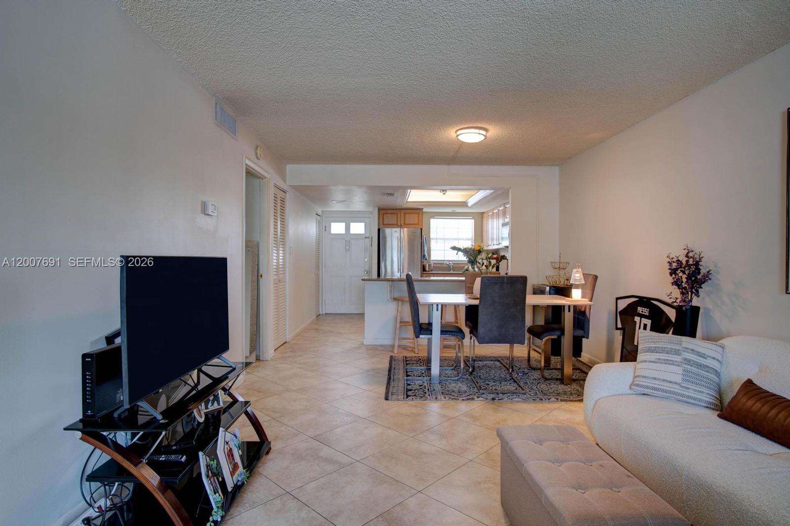 Residential in Naples 5