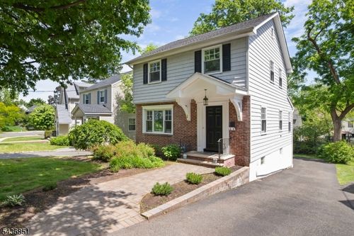 18 Sunset Dr, Millburn, NJ, 07041-1903 | Card Image
