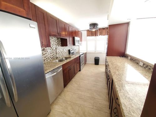 apt-301-18061 Biscayne Blvd, Aventura, FL, 33160-2509 | Card Image