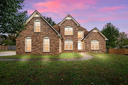 1421 Dr Meade Ln, Clarksville, TN, 37042-4568 | Card Image