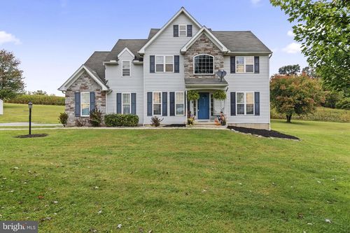 8290 Woodbine Rd, AIRVILLE, PA, 17302-8934 | Card Image